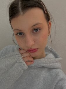 LouiseChavez Self Expression Poză 3