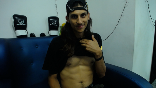 Noha-Smith Public Foto 4