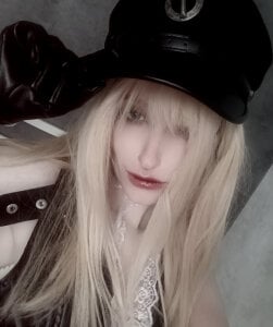 Charlie_Crystal Public  5. fénykép