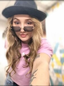 BobbieNibbe Public Pic 4