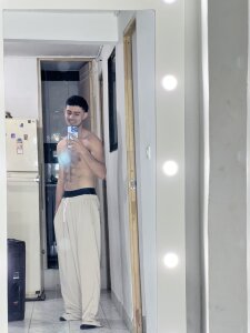 jhayko22のAll sexy jijijの 2枚の写真