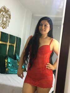 SeleniHot Sexy Mee Pic 3