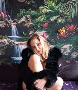 Aleksa58 Getting ready for winter Pic