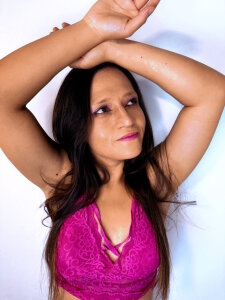 LaurenDenis About me Pic 4