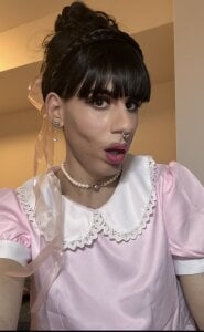 AlessiaXXX2000: Public ( 3 фото)