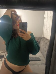 Violette_Blake_ that's me Pic 5