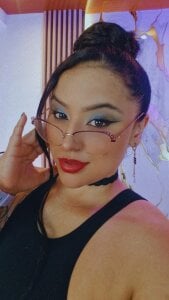 Emma_Walkerr_ Public Hình 4