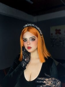 scarleth_shadow YOUR GOTH FAVORITE🖤🧡 Pic 5