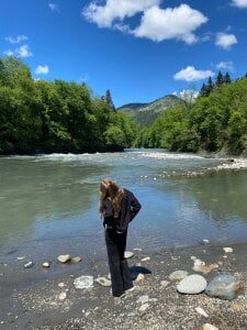 DaisyEmbury Public Pic 5