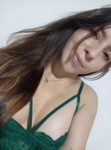 Public de EmberCooper_  3 Imagens