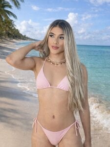 Chloe_narcise 🏖️👙 Immagine 