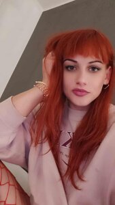 HotLenaX Public Gambar