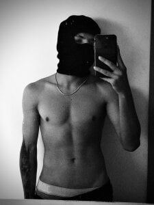 LoganGreys 🖤 Hình