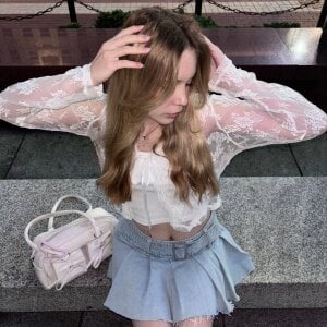 EllyMartinez Public Poză