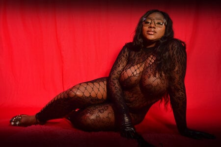 tiffanymena1 SENSUAL GIRL Pic 2