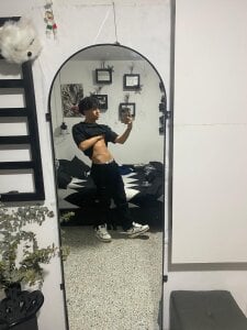 ian_smith_ Public Pic 5