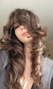 AdeleVelvet blue lagoon Pic