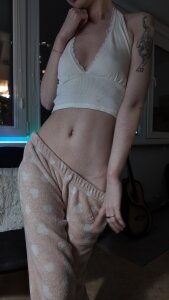 Cherry_Marryy Public Pic 2