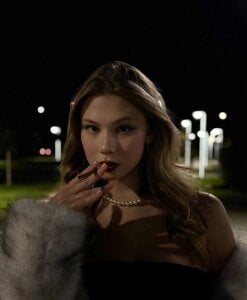 JuneHarter Public Bilde 2