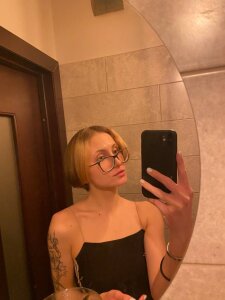 SunnyCaroline Public Pic 4