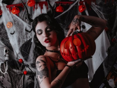 ArlineCarroll Happy Halloween 🎃 Pic 5