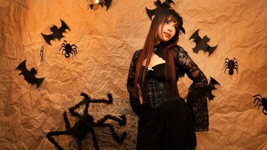 ZarahQueen Dark Temptations Unleashed 🖤🦇 Pic 3