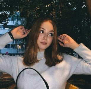 KayleighHoy Public Immagine  4