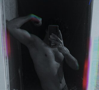 Me😇 de the_night_boy1  2 Imagens