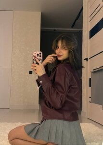 LouiseChavez Look how cute i can be Pic 2