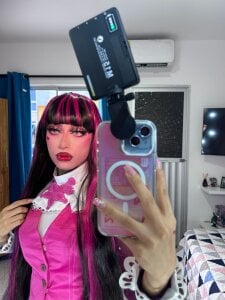 Elodieth_007Draculaura mode🧛‍♀️🖤 Bild 2