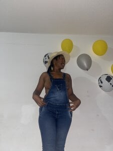 tiffany-smith Hallowen 1 Pic