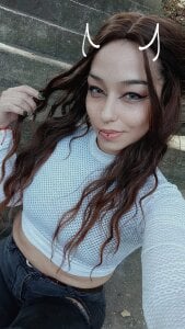 LitzyLogan Smalltits 🍒 Pic 4