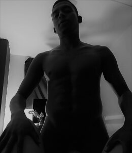Interracialcumlovers's photo