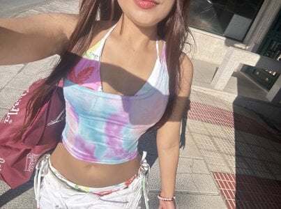 MissAndie 😶‍🌫️ টি ছবি