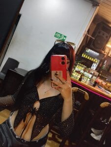 Zara17_ef Public Pic 4