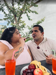 Public de mia_joshua  2 photos