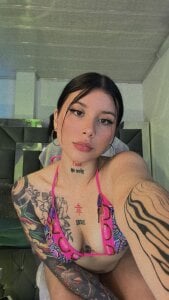 Nathalia_stone_ Public Foto 5