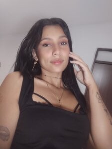 MariaJoseWalker Good morning, my sweet trouble ☀️💫 I’m live from 8:30 a.m. to 3:30 p.m., ready to wake up your sens Pic 2