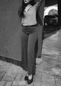 Nainaahhh Public Pic 2