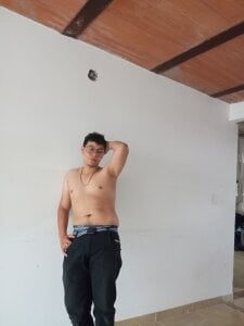 A little bit of when I'm home alone de HugoBlaze  2 photos