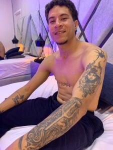 Travis_Navas Public Pic