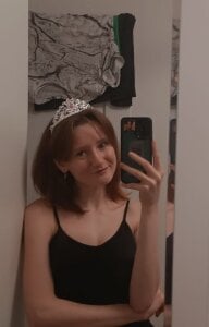 MalloryGray Public Pic 3