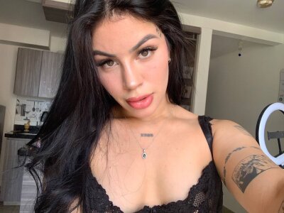 Aya_Laurent For all my babes Pic 4