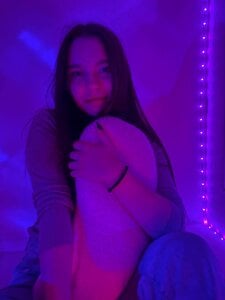 I want to stay with you under neon light de NoraHaynes Foto