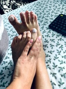 KrisKkiki Who say TOES,FEET? ALL PACKET??💥💥🤩 slika 9