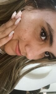 IsabellaClarkeC Good morning, handsome ☀️💋 I’m live from 8:30 a.m. to 3:30 p.m., ready to whisper soft temptations Pic