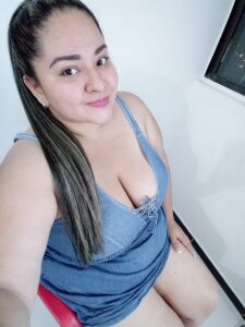 bbw_slaveslut69's photo