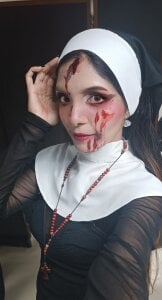 LisaLain Hi💜honney  7টি ছবি