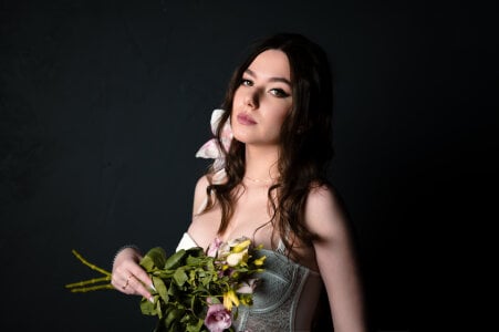 AliceMoreno Blooming Grace Pic