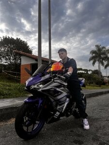 Dominic_Biker__ Dominic and bike Kuva 8